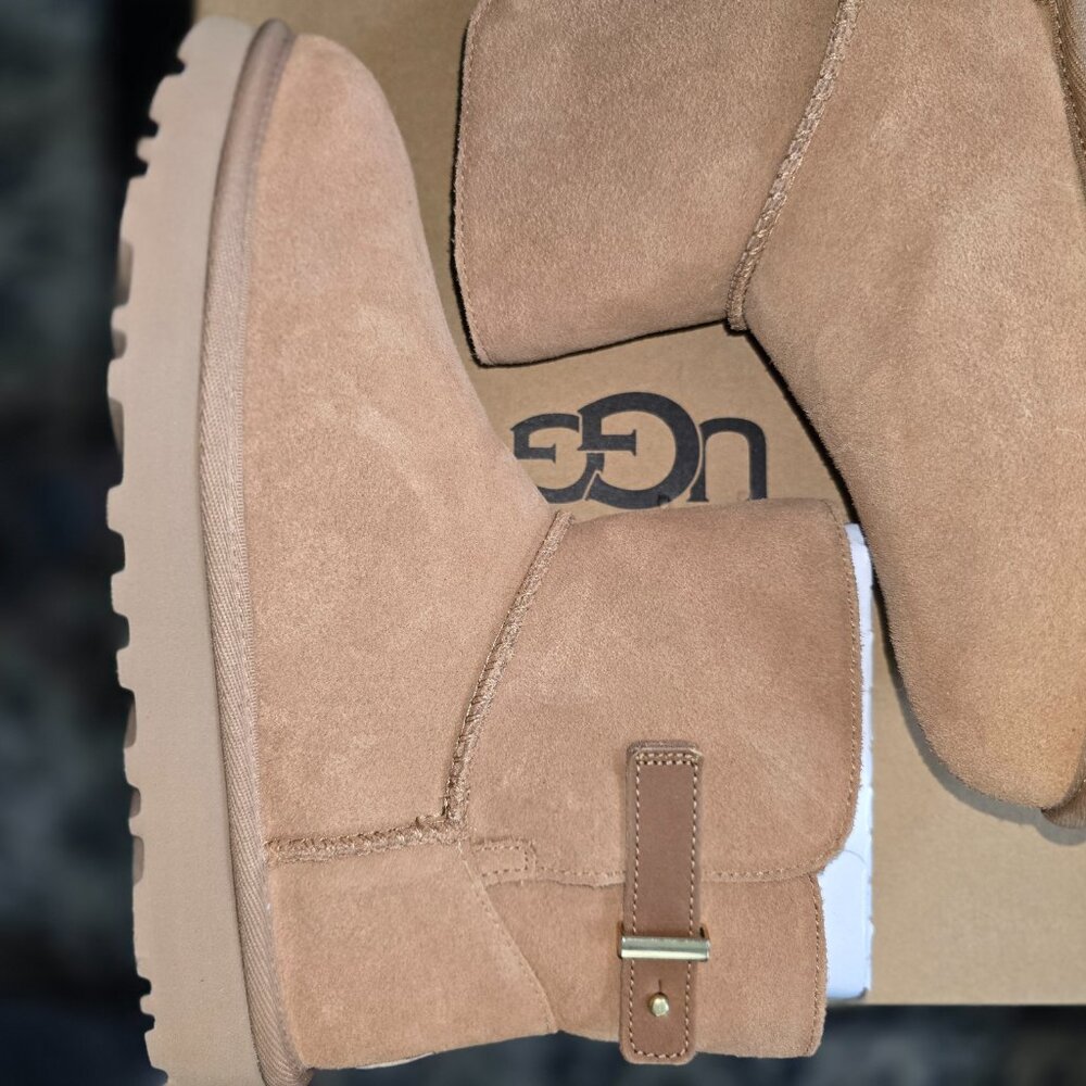 UGG Women's Mini Bailey Belt Boots - Chestnut Size 7 - Shearling Wool Lining - Picture 6 of 9